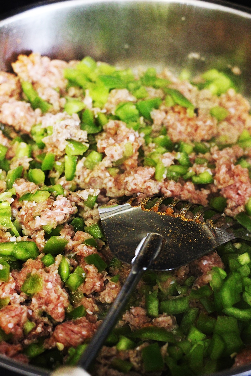 cooked ground turkey and green peppers