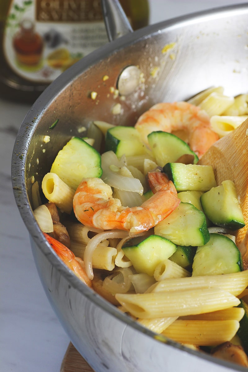 shrimp and zuccini penne pasta