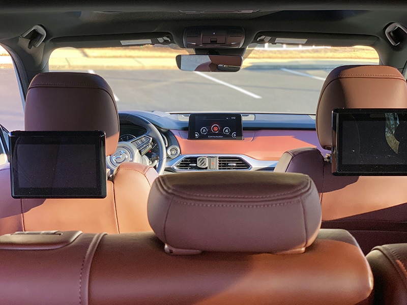 second row view of the 2019 mazda cx9