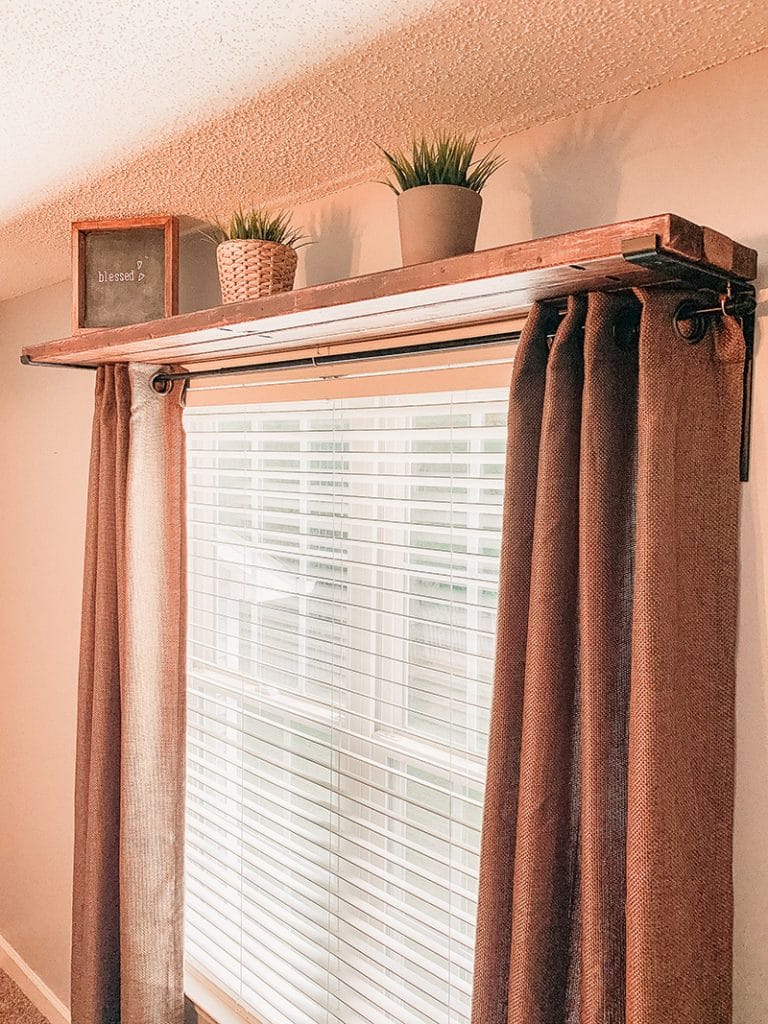 finished curtain rod shelf combo