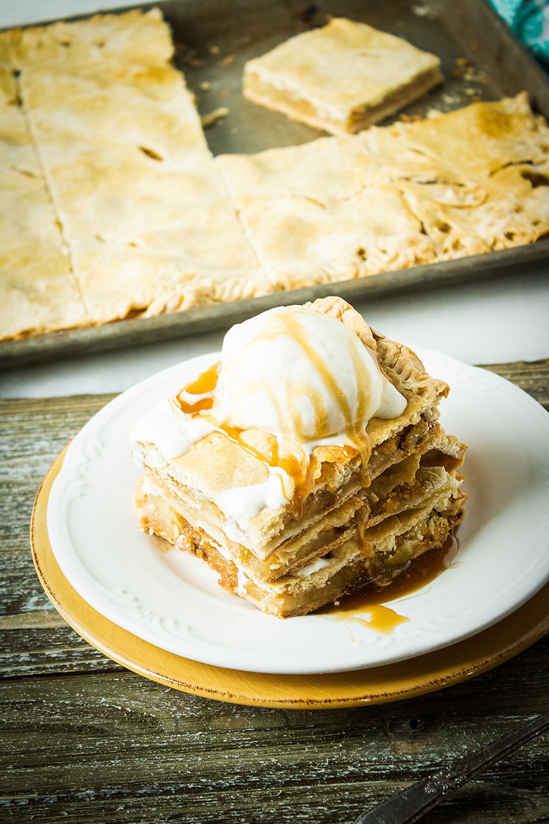 square apple pie slice