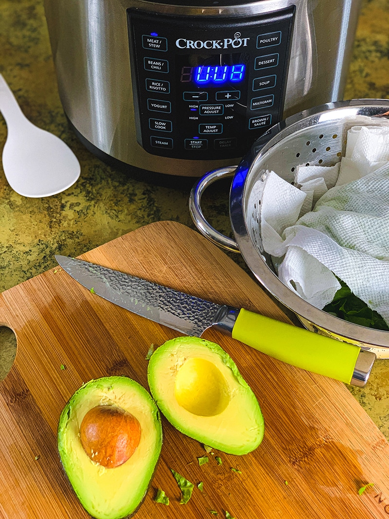 slice avocado for salad