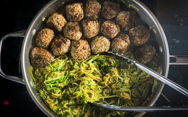 garlic butter turkey meatballs and zucchini noodles