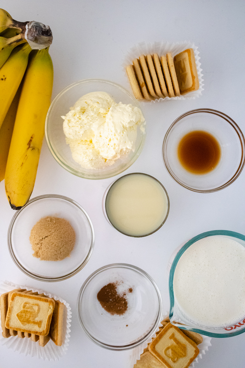 Ingredients for homemade banana pudding ice cream