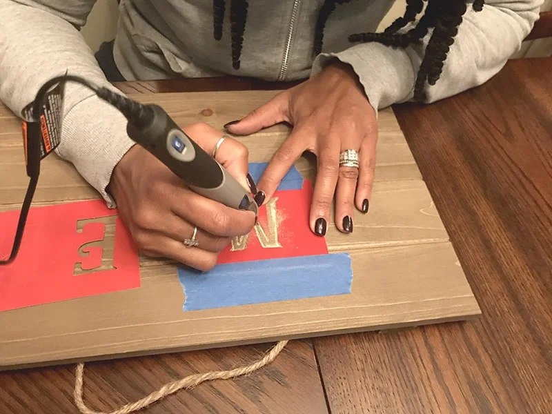 simple wooden Christmas sign 18 | Kenya Rae