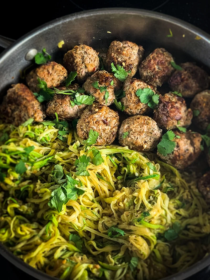 garlic-butter-turkey-meatballs-and-zucchini-noodles-zoodles | Kenya Rae